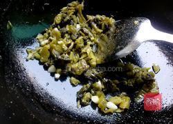 酸菜炒猪肚的做法图解7
