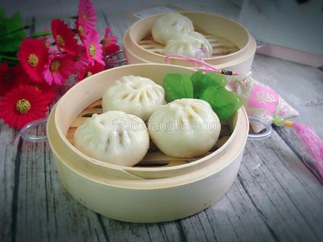 梅菜干肉包