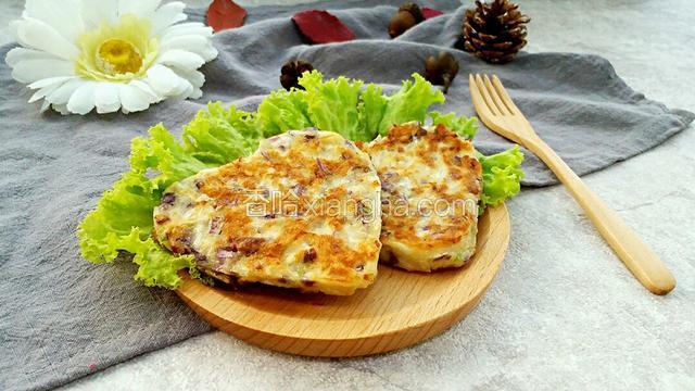 紫甘蓝萝卜丝饼