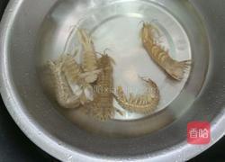 皮皮虾豆腐煲的做法图解1