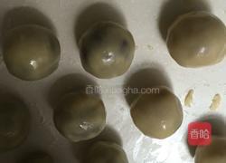 黄莲蓉月饼的做法图解9