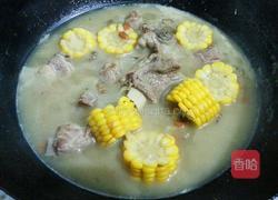 玉米排骨的做法图解7