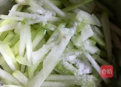 猪肉冬瓜馅饺子的做法图解3