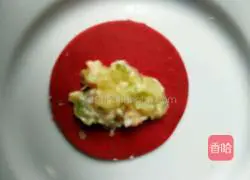 Illustration of how to make pork and winter melon dumplings 6