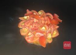 番茄三文鱼头汤的做法图解4