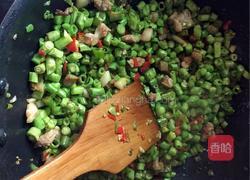 青椒炒豆角的做法图解7
