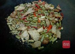 酸豆角炒肉的做法图解8