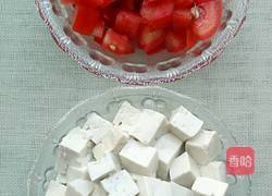 番茄鸡蛋豆腐汤的做法图解1