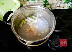 凉拌鸡肉的做法图解1