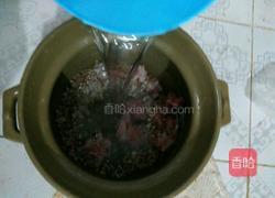 冬瓜薏米排骨汤的做法图解2