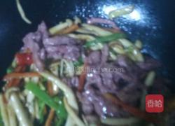 蚝汁海鲜菇炒牛柳的做法图解7