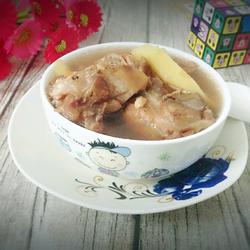 土茯苓骨头汤的做法[图]