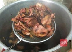 土茯苓骨头汤的做法图解6