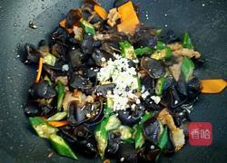 秋葵炒木耳的做法图解8