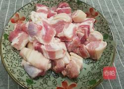 杏鲍菇红烧肉的做法图解1