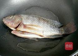 煎罗非鱼的做法图解5