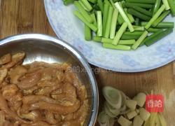 肉丝炒蒜苔的做法图解7