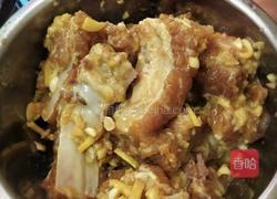 蒜香排骨的做法图解1
