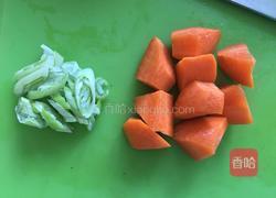 土豆炖圆茄子的做法图解3