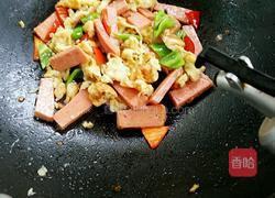 午餐肉炒蛋的做法图解10