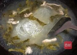 酸菜肉丝米粉汤的做法图解4