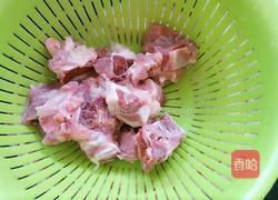电饭煲排骨汤的做法图解1