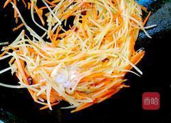 胡萝卜炒土豆的做法图解7