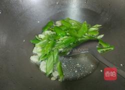 青椒炒肉丁的做法图解6