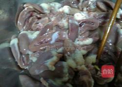 尖椒爆鸡心的做法图解3