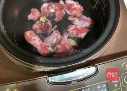 毛豆排骨汤的做法图解3