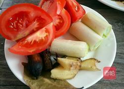 番茄排骨的做法图解2