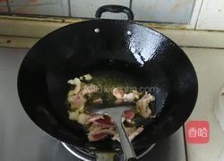 白菜猪肉炖粉条的做法图解2