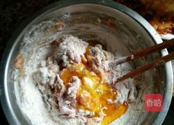 白菜炖肉丸子的做法图解2