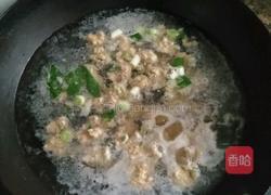 白菜炖肉丸子的做法图解4