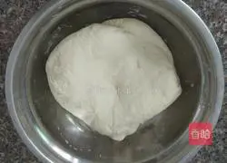 Illustration of how to make carrot stuffed buns 4