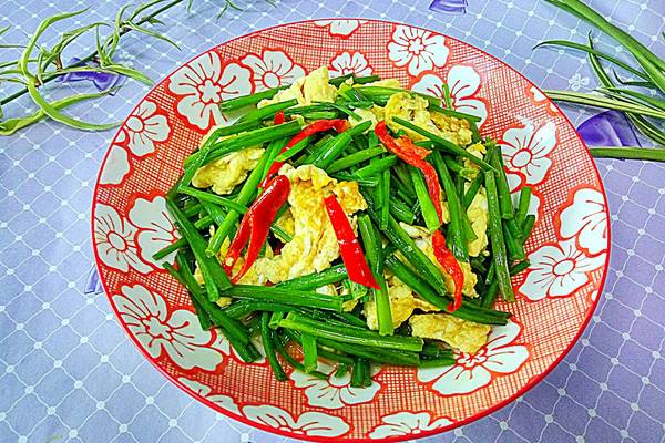 香葶炒鸡蛋的精选做法