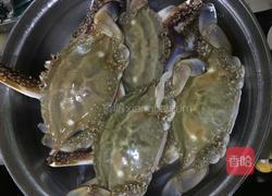 水煮螃蟹的做法图解1