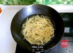 凉拌百叶丝的做法图解3