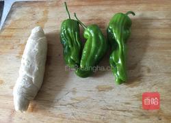 水面筋炒辣椒的做法图解1