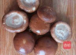 香菇肉馅饺子的做法图解2