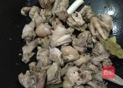 土豆红烧鸡的做法图解4