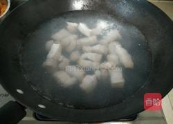 胡萝卜土豆炖肉的做法图解3