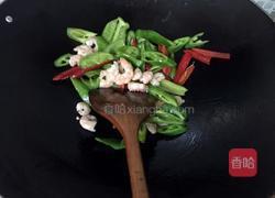 海鲜炒乌冬面的做法图解8