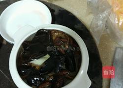 山药香菇木耳汤的做法图解4