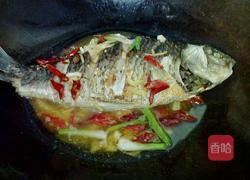 葱烧鲫鱼的做法图解6