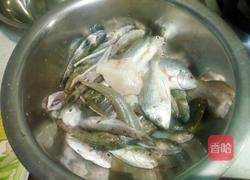 杂鱼酱油水的做法图解1