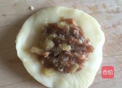 酥皮鲜肉榨菜月饼的做法图解13