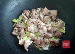 蘿卜燜牛腩的做法圖解4