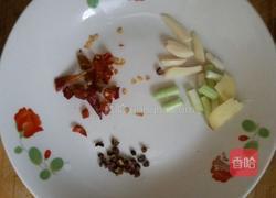 炝炒萝卜丝的做法图解4