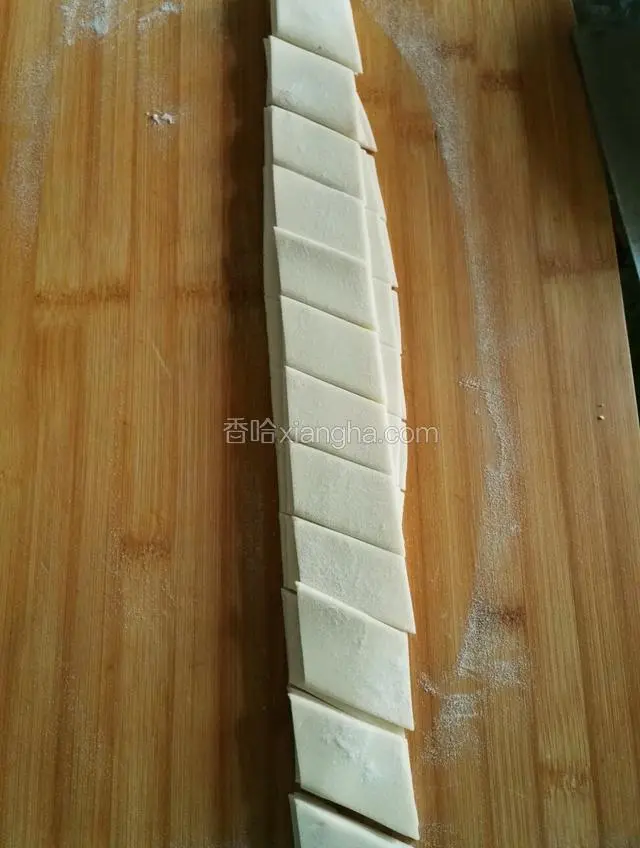 切成菱形块
